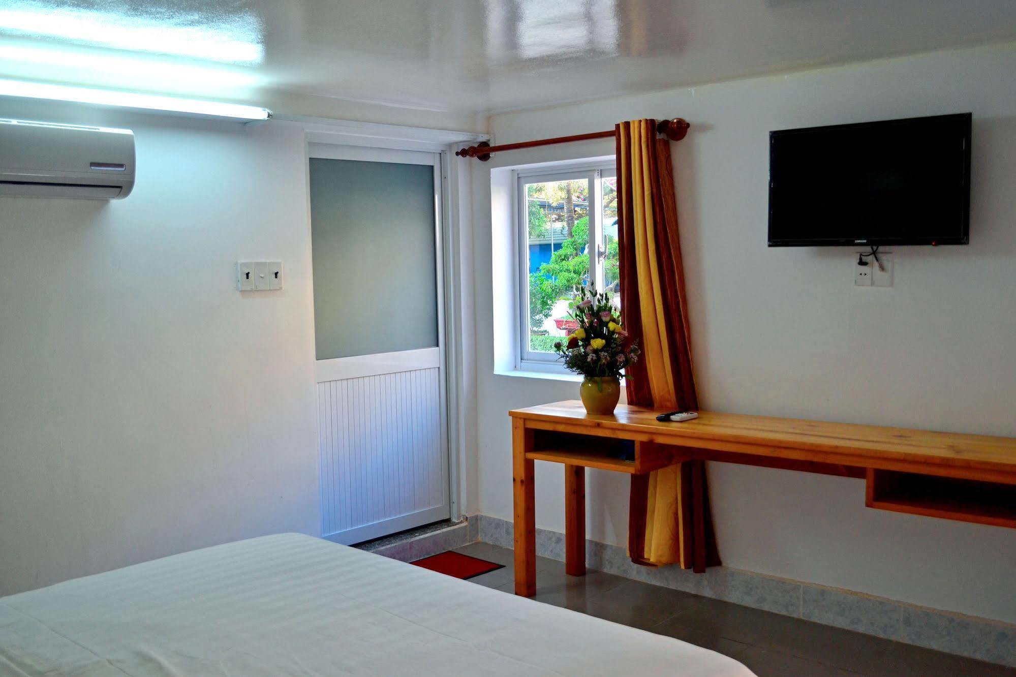 Offshore Hotel Vung Tau Exterior photo